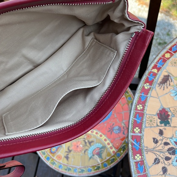 Coach burgundy clutch - hardly used. Like new. Rare color. - Picture 4 of 8